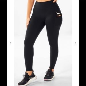 Fabletics Trinity High Waisted Pocket Legging